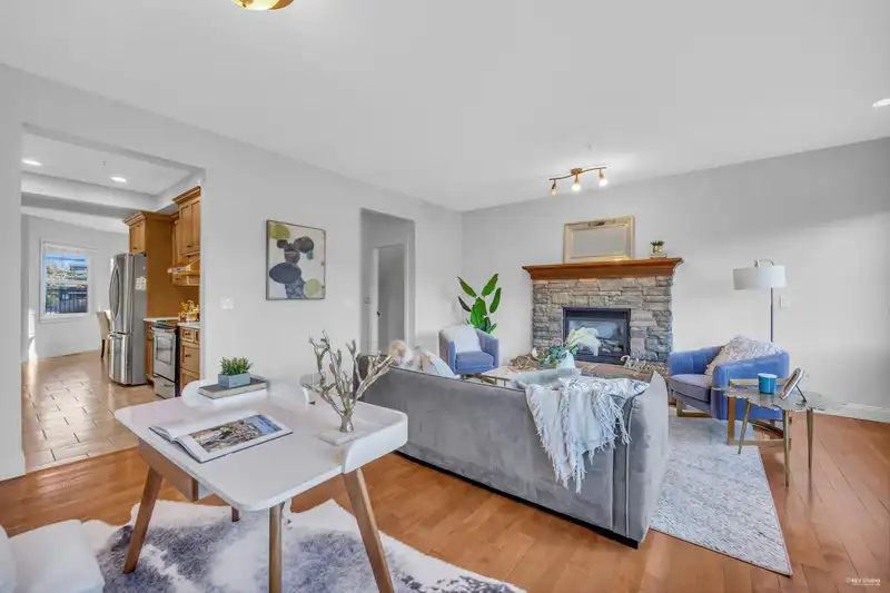 101 23925 116 AVENUE - photo 4 of 20