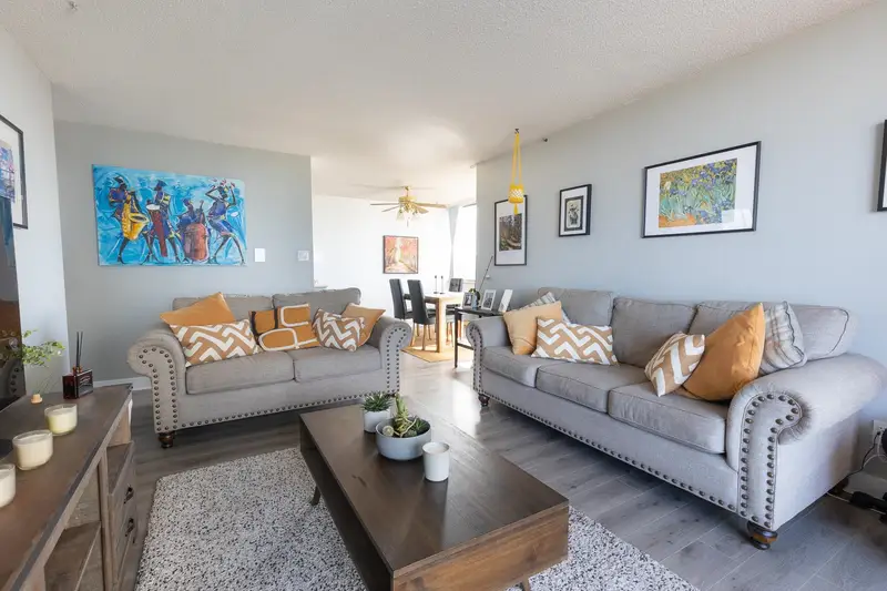 1404 7235 SALISBURY AVENUE - photo 1 of 25