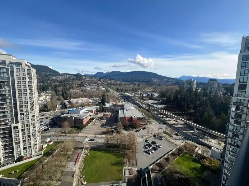 2501 2979 GLEN DRIVE - photo 1 of 17