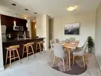 2501 2979 GLEN DRIVE - thumbnail 5