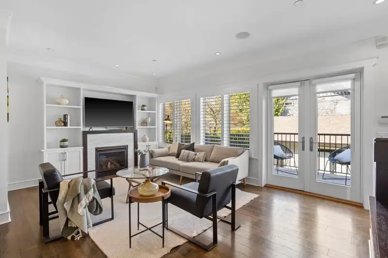 1767 TRUTCH STREET - photo 4 of 38
