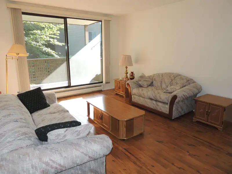 308 10662 151A STREET - photo 2 of 12