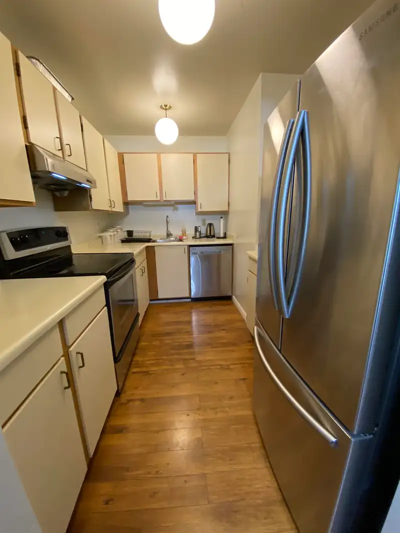 308 10662 151A STREET - photo 3 of 12