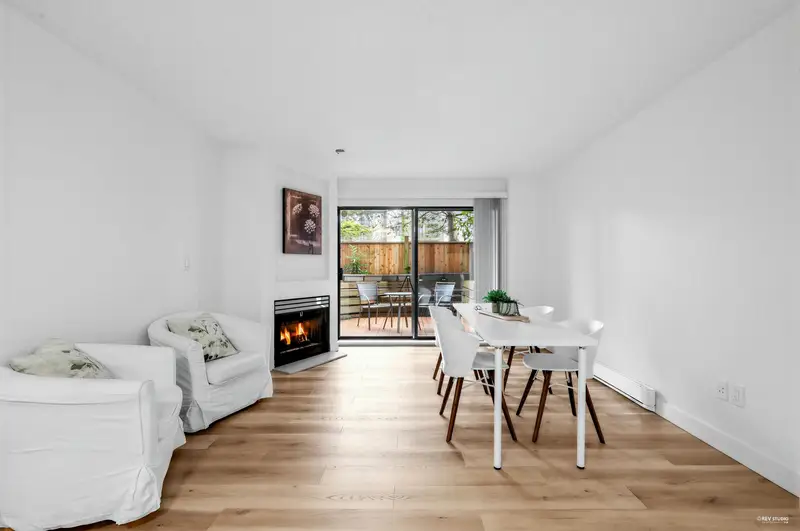 107 2925 GLEN DRIVE - photo 4 of 20