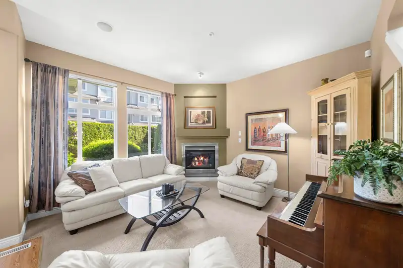 117 20449 66 AVENUE - photo 4 of 25