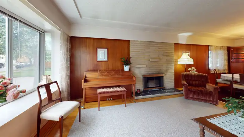 4793 COMMERCIAL STREET - photo 2 of 40