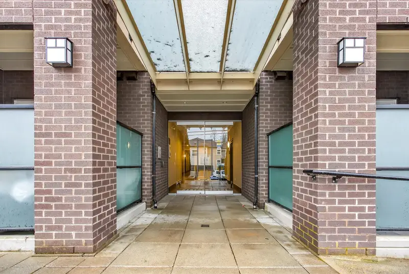 306 1188 JOHNSON STREET - photo 4 of 25