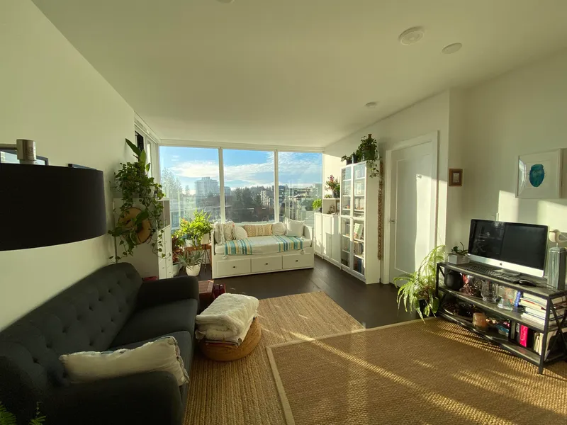 610 5629 BIRNEY AVENUE - photo 3 of 20