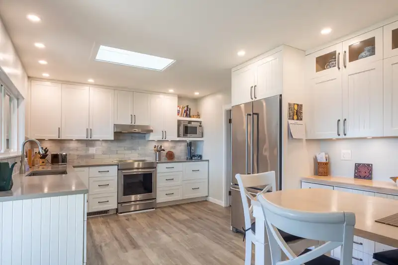 7974 REDROOFFS ROAD - photo 4 of 36