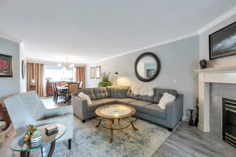280 13888 70 AVENUE - photo 3 of 40
