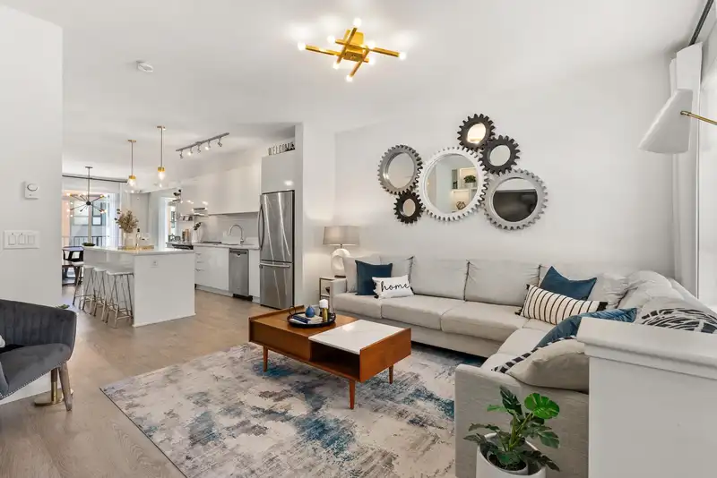 142 15111 EDMUND DRIVE - photo 1 of 39