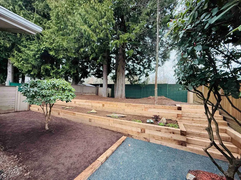 51 1400 164 STREET - photo 3 of 25