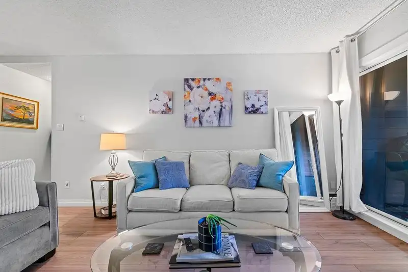 108 3411 SPRINGFIELD DRIVE - photo 4 of 39