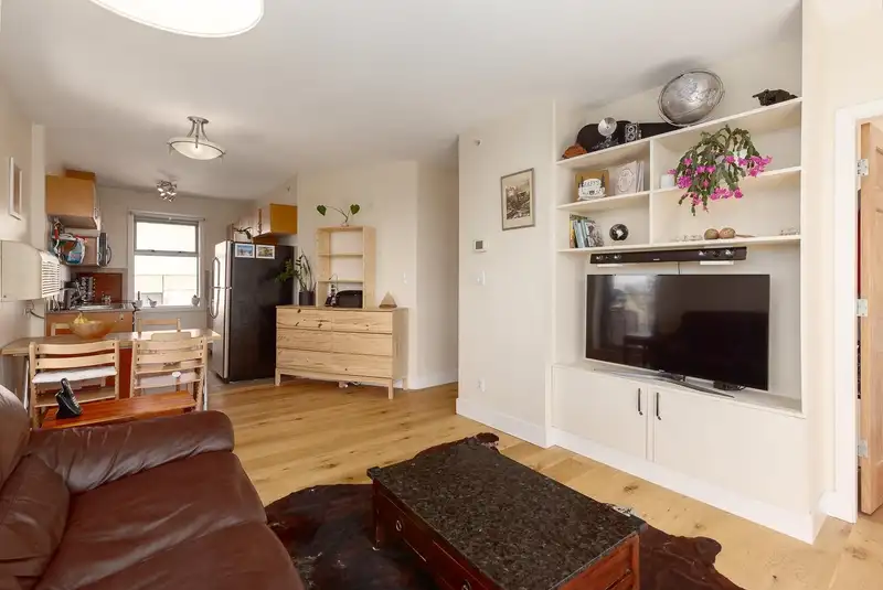 1002 2965 FIR STREET - photo 4 of 30