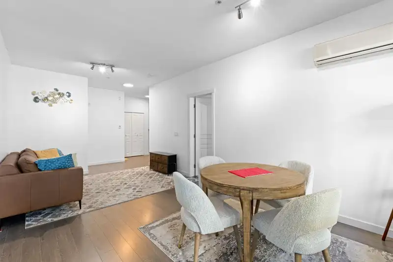130 9399 ODLIN ROAD - photo 2 of 36