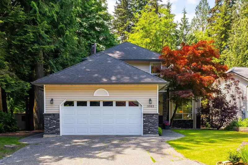 1663 CASCADE COURT - photo 1 of 27