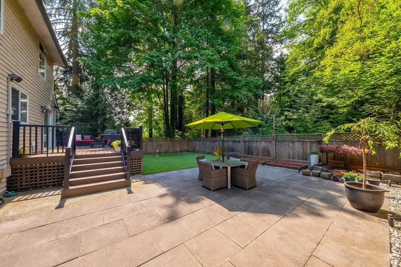 1663 CASCADE COURT - photo 2 of 27