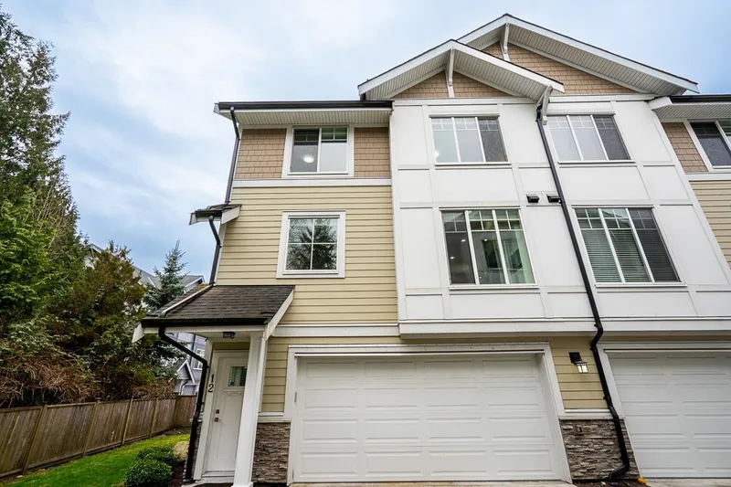 12 7056 192 STREET - photo 4 of 25