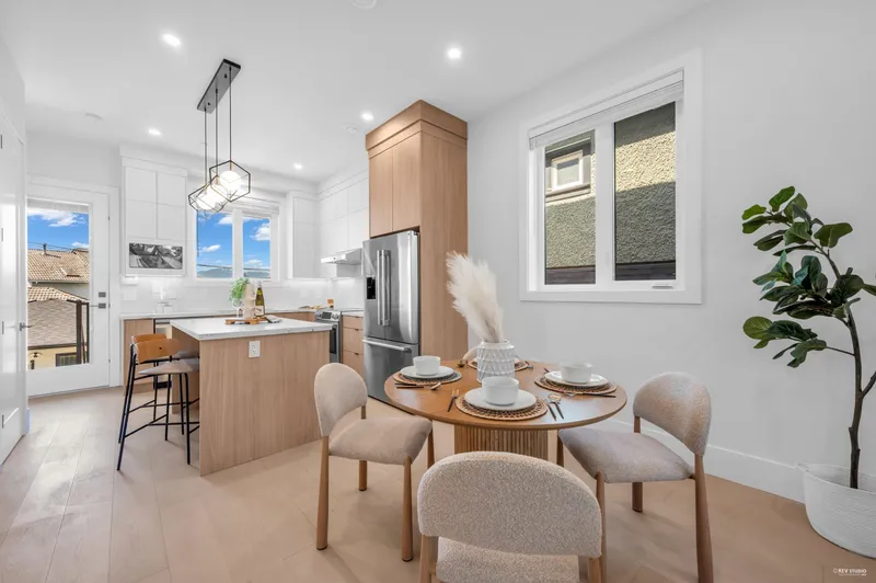 3417 SEAFORTH DRIVE - photo 4 of 23