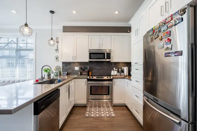 4 7090 180 STREET - photo 4 of 40