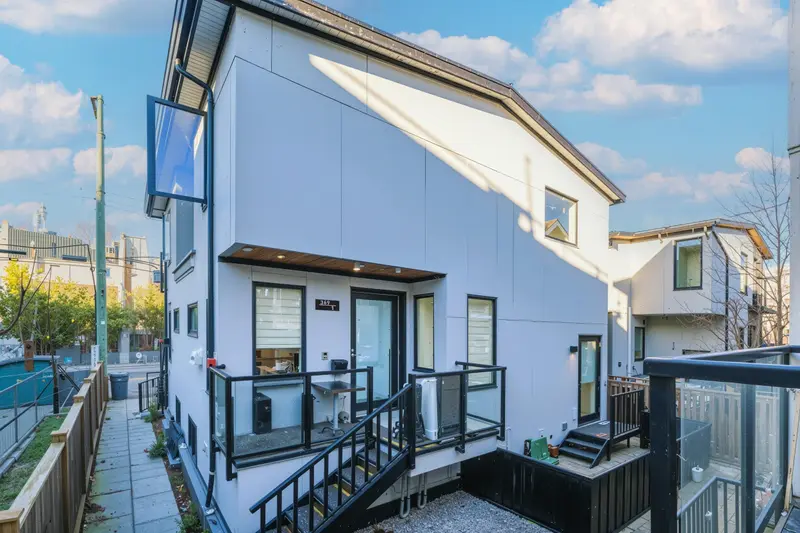 1 369 E 16TH AVENUE - photo 2 of 25