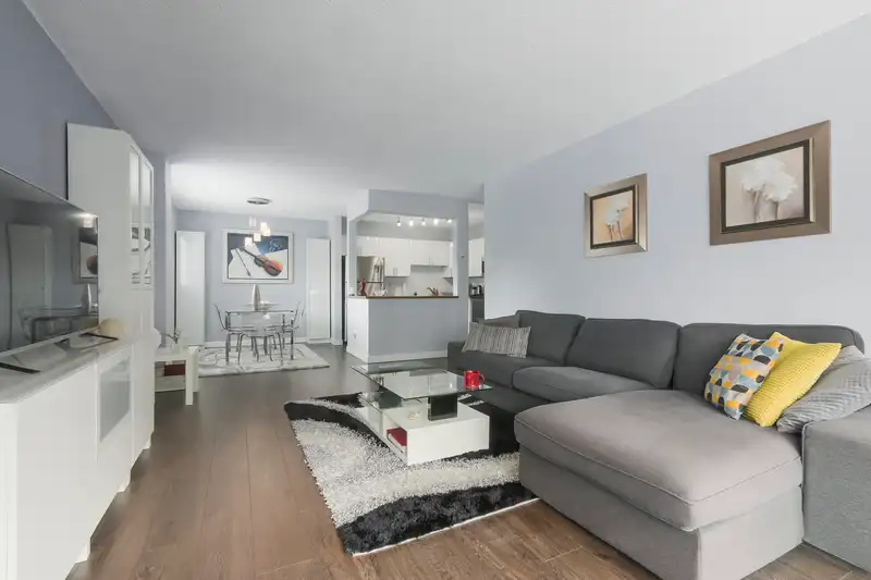 402 550 EIGHTH STREET - photo 4 of 21
