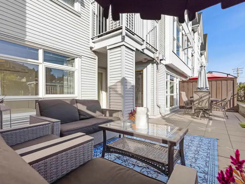 229 3122 ST JOHNS STREET - photo 1 of 28