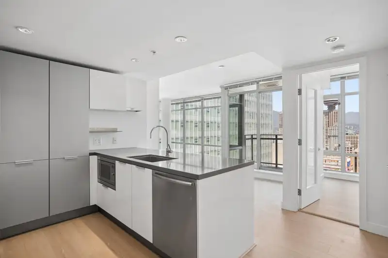 2206 788 RICHARDS STREET - photo 2 of 29