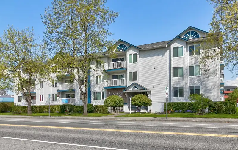 306 17695 58 AVENUE - photo 1 of 36