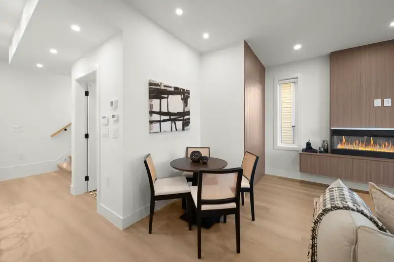 1 1278 E 63RD AVENUE - photo 4 of 28