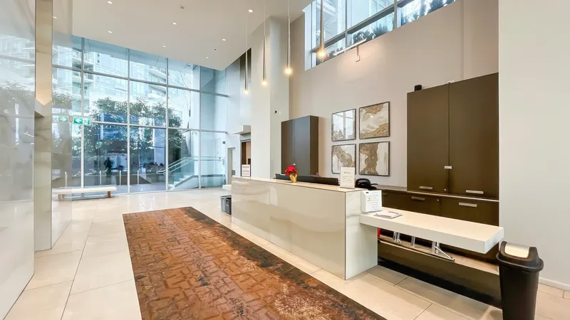 2207 1888 GILMORE AVENUE - photo 3 of 25