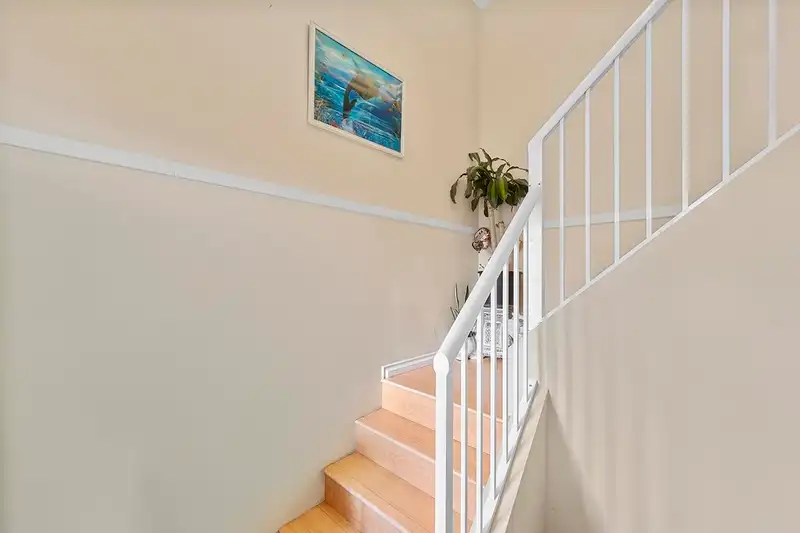 7730 RAYSIDE AVENUE - photo 3 of 35