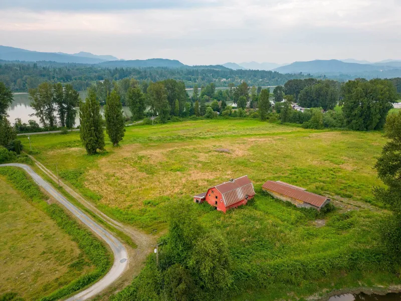 27612 RIVER ROAD - photo 2 of 6