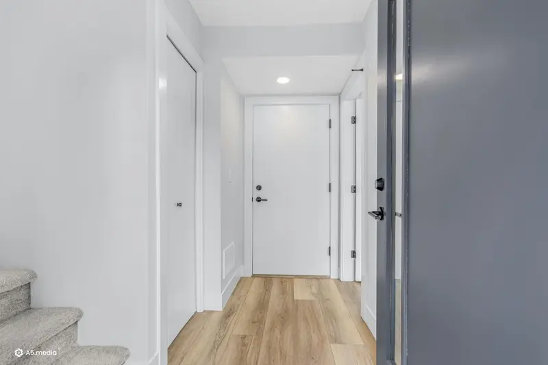 61 30530 CARDINAL AVENUE - photo 3 of 20