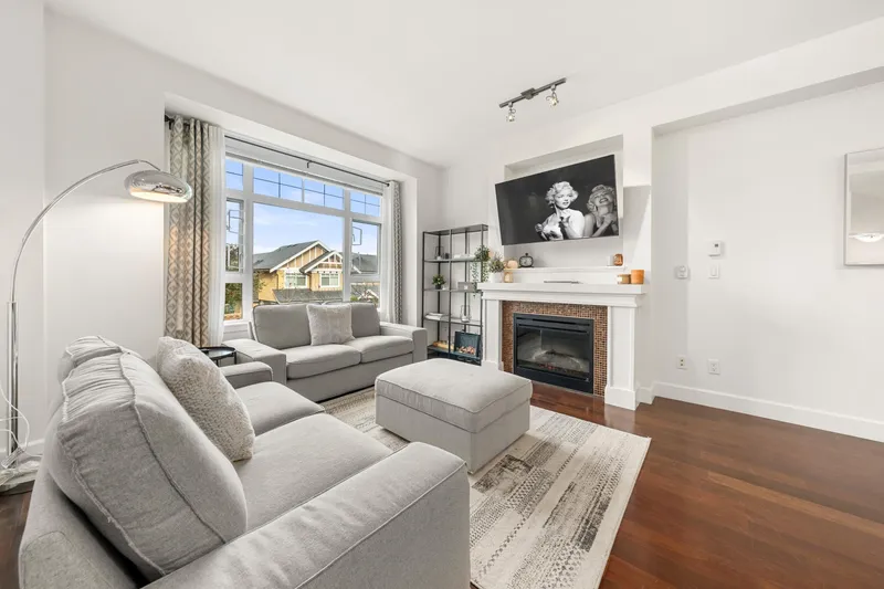 51 2979 156 STREET - photo 4 of 25