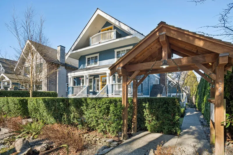 327 W 15TH AVENUE - photo 1 of 24