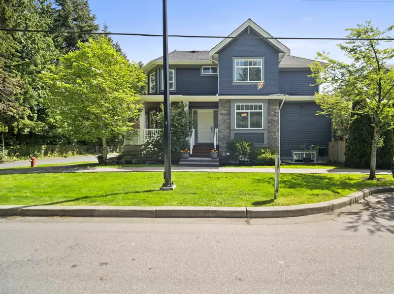 17106 3A AVENUE - photo 1 of 39
