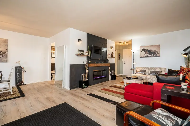 306 32823 LANDEAU PLACE - photo 4 of 25