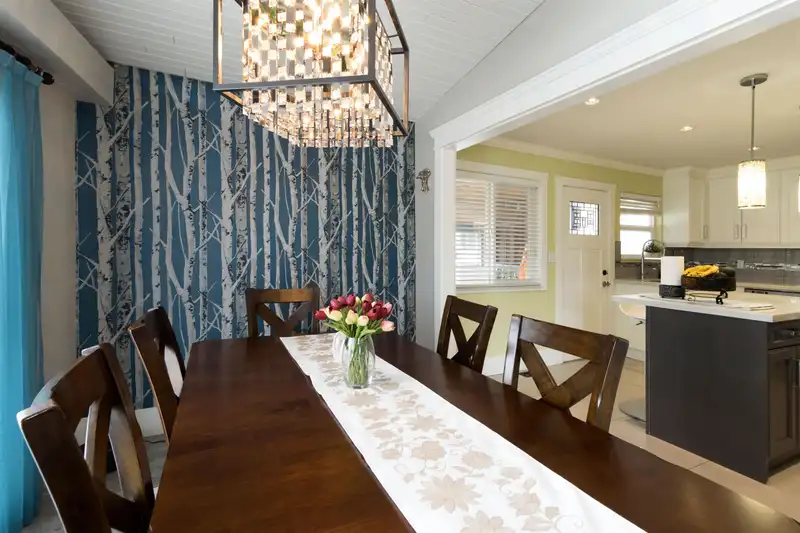 10711 SEAMOUNT ROAD - photo 4 of 33