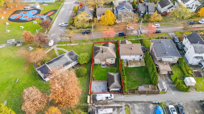 523 KELLY STREET - photo 1 of 15