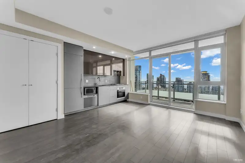 3602 4508 HAZEL STREET - photo 1 of 15
