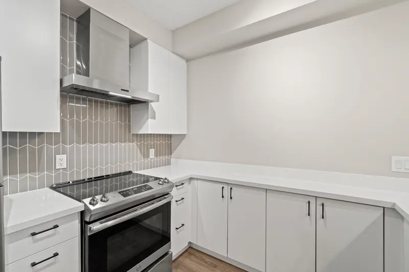 A101 20838 78B AVENUE - photo 4 of 25