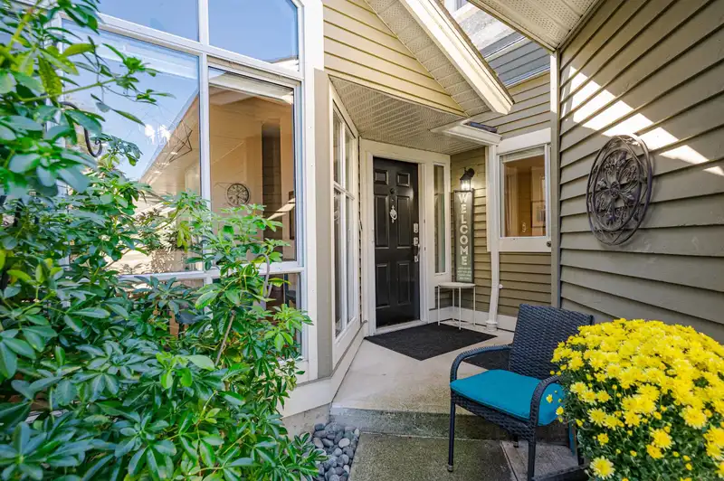 21 2672 151 STREET - photo 4 of 31