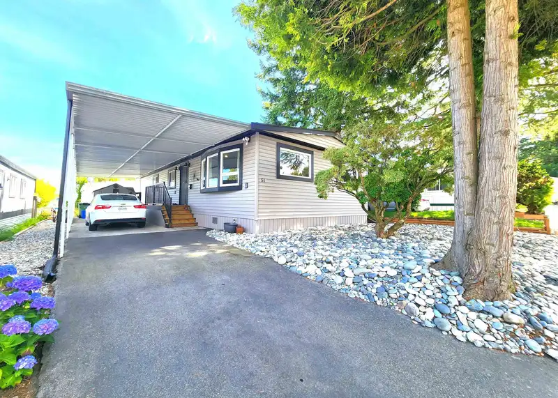 51 1840 160 STREET - photo 1 of 39