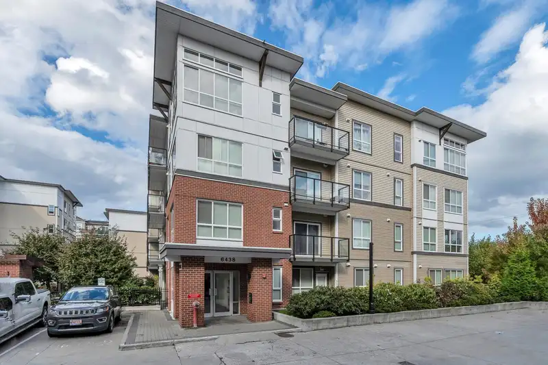 111 6438 195A STREET - photo 1 of 33