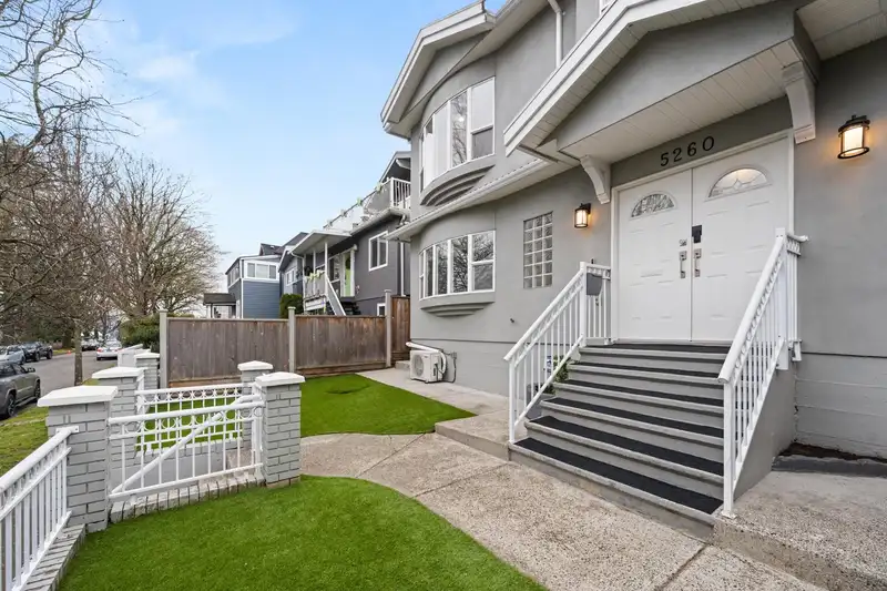 5260 ST. CATHERINES STREET - photo 3 of 40