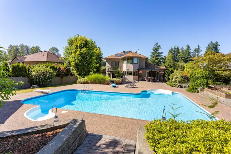 8531 BANNISTER DRIVE - photo 3 of 25