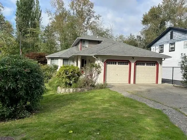 21749 126 AVENUE - photo 3 of 32