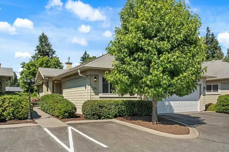 14 34159 FRASER STREET - photo 3 of 39