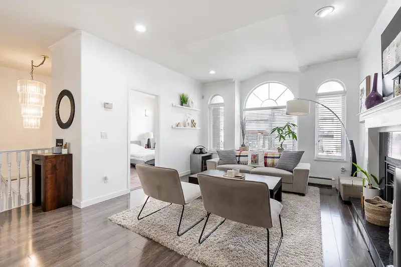 7118 11TH AVENUE - photo 4 of 40